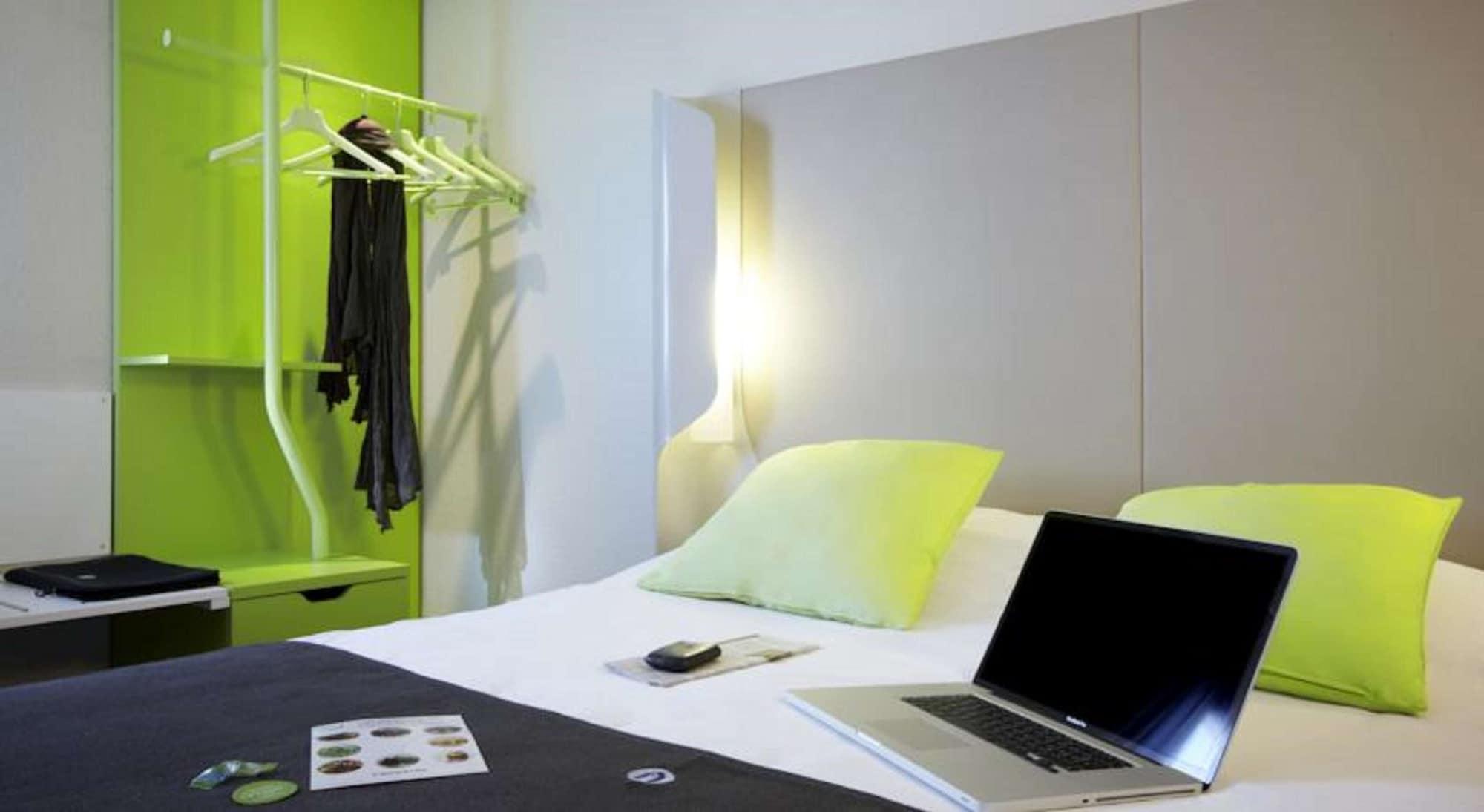 Hotel Campanile Aix-En-Provence Sud - Pont De L'Arc Zewnętrze zdjęcie