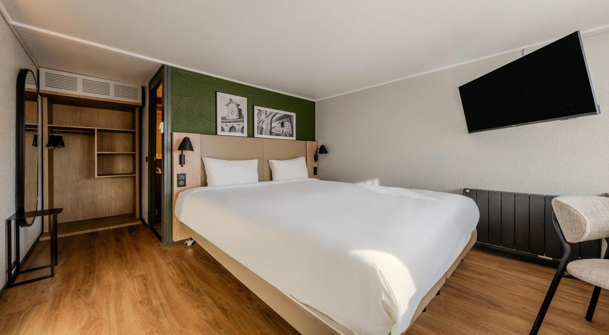 Hotel Campanile Aix-En-Provence Sud - Pont De L'Arc Zewnętrze zdjęcie