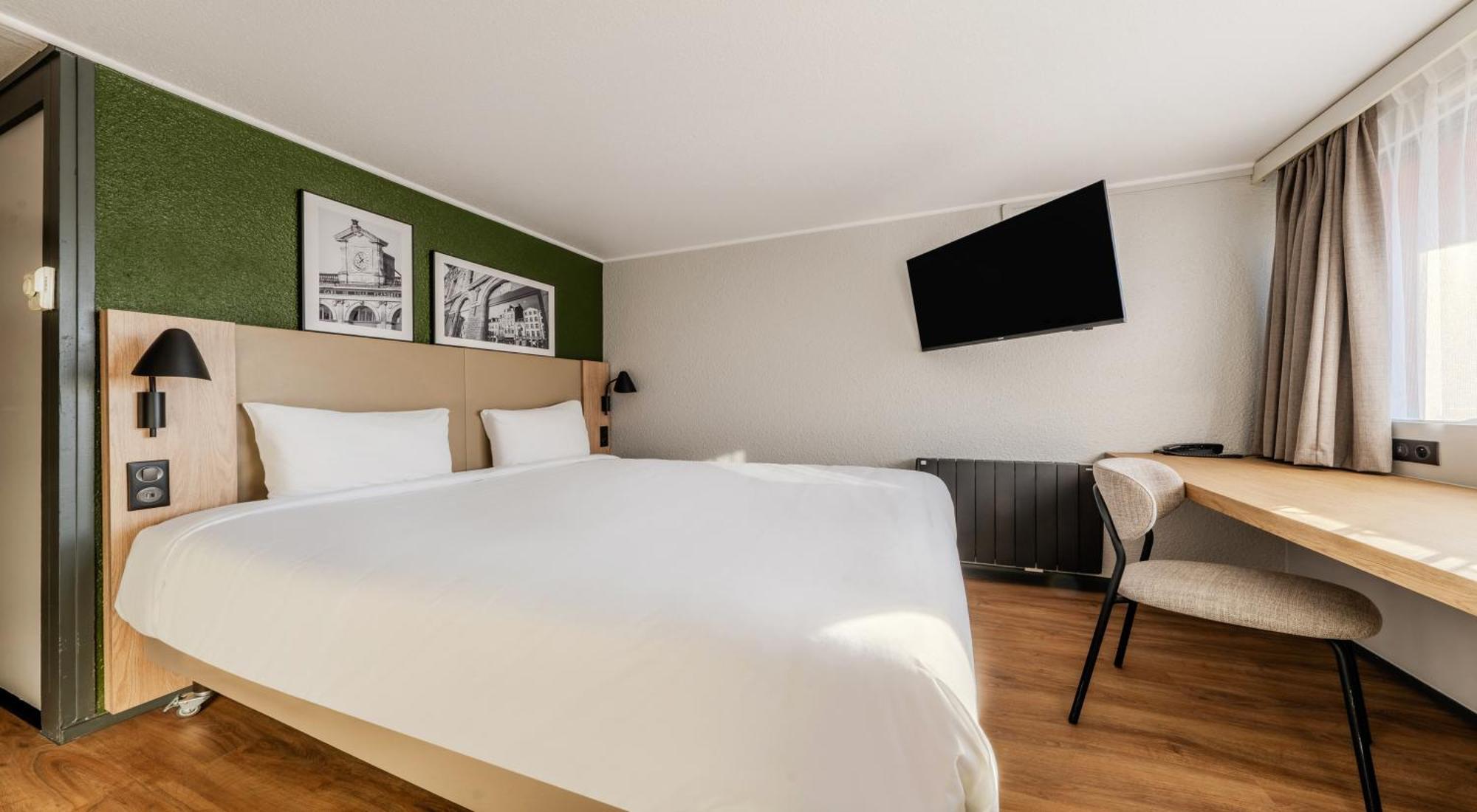 Hotel Campanile Aix-En-Provence Sud - Pont De L'Arc Zewnętrze zdjęcie