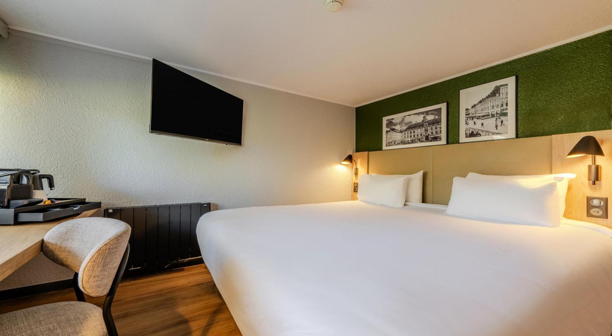 Hotel Campanile Aix-En-Provence Sud - Pont De L'Arc Zewnętrze zdjęcie