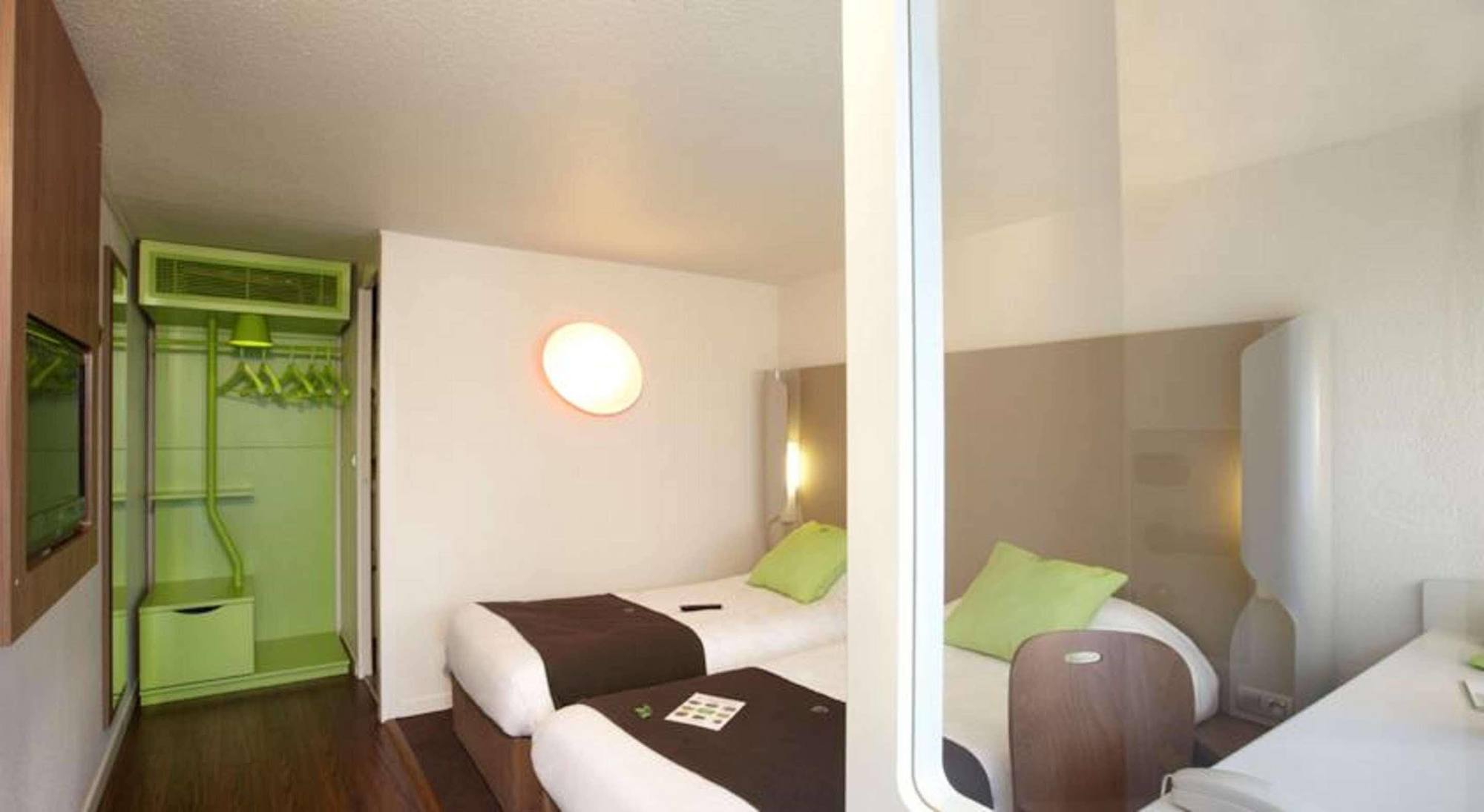 Hotel Campanile Aix-En-Provence Sud - Pont De L'Arc Zewnętrze zdjęcie